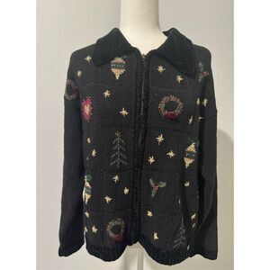 Croft & Barrow Christmas front zipper L sweater